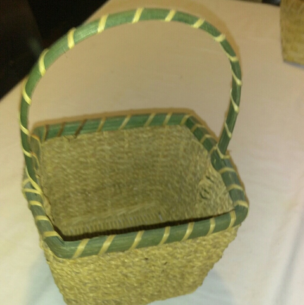Wicker basket